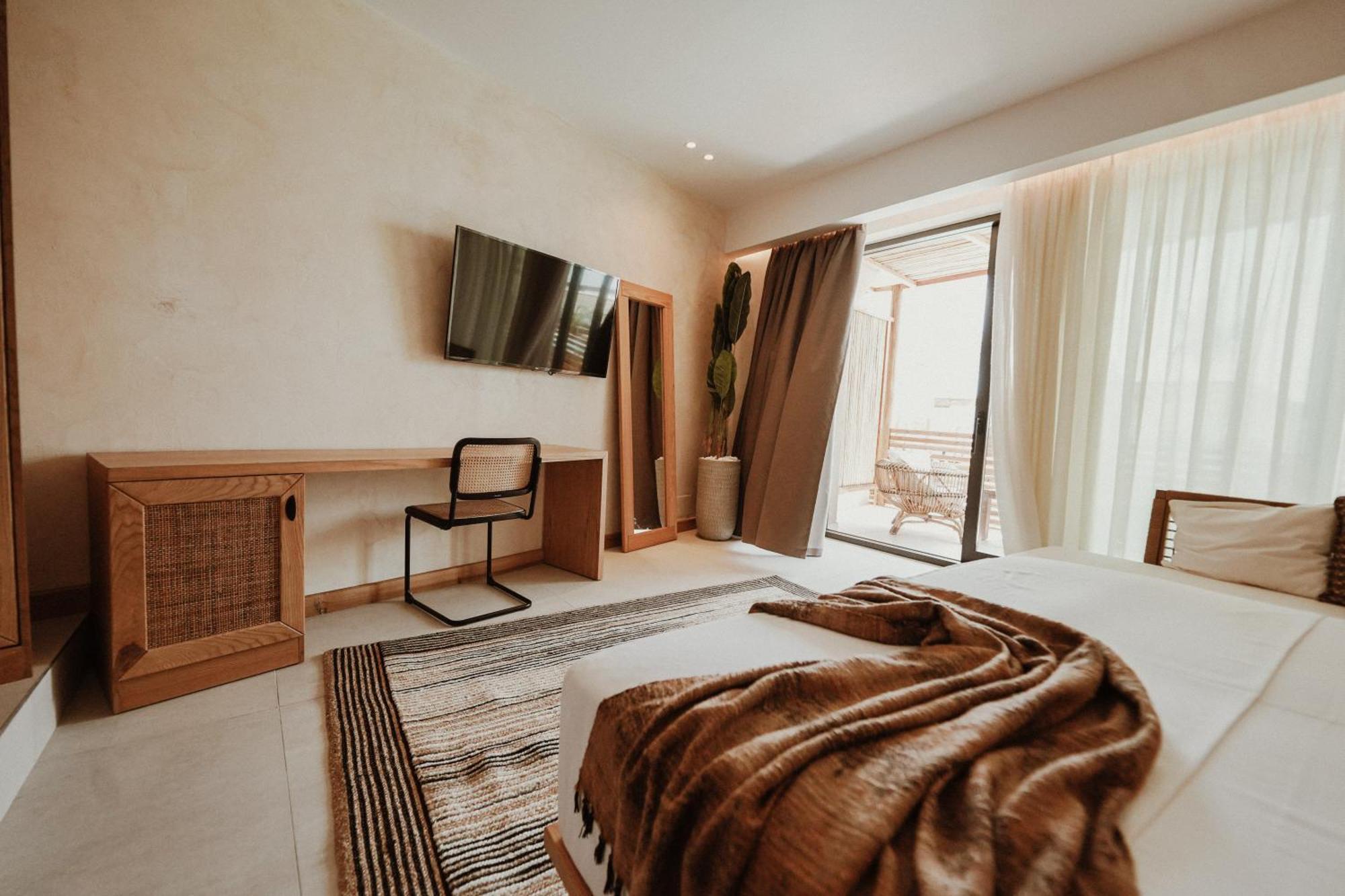 Lost Seaside Hotel Sarandë Eksteriør billede