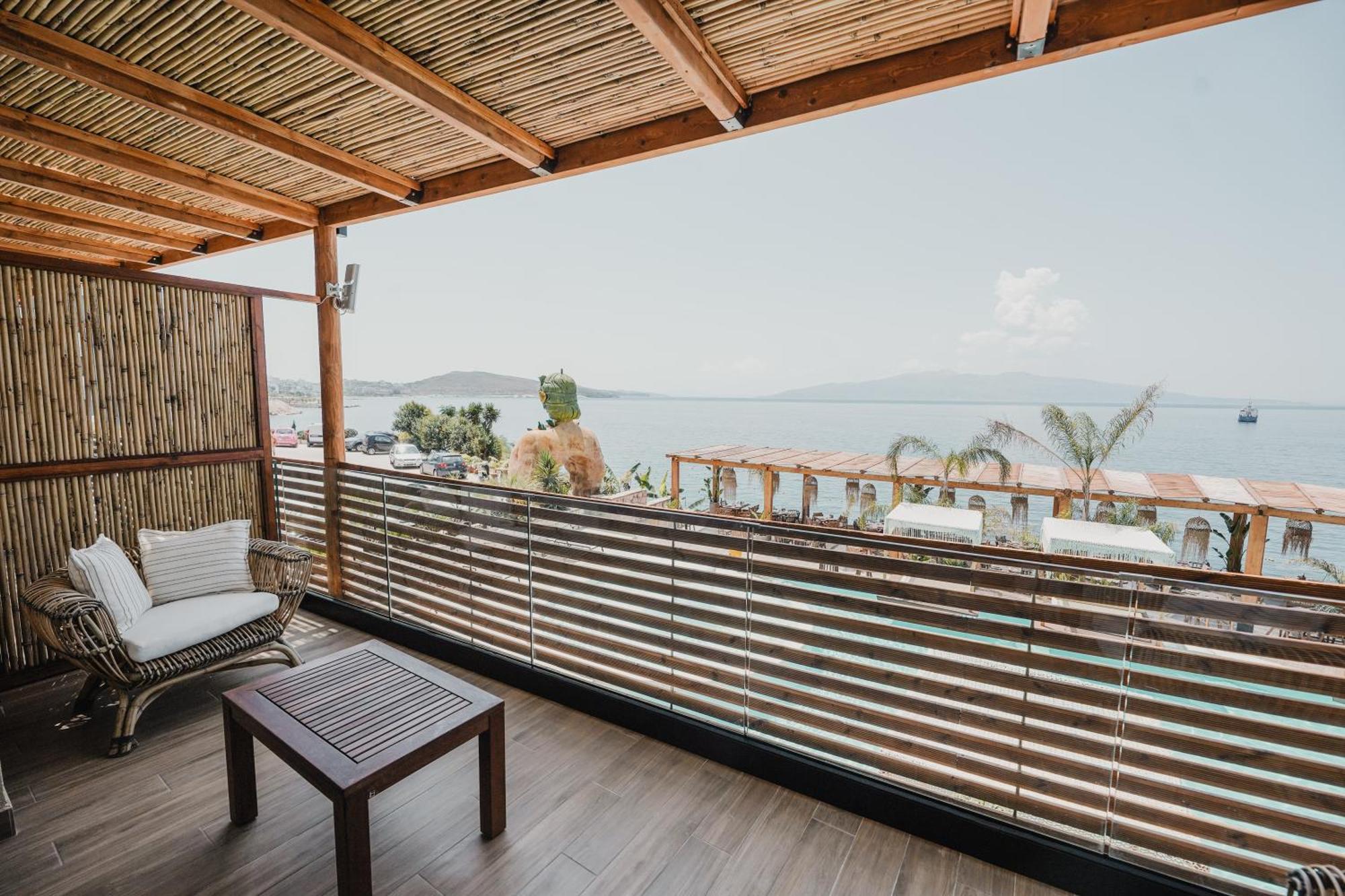 Lost Seaside Hotel Sarandë Eksteriør billede